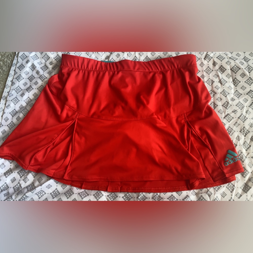 adidas small tennis skirt
